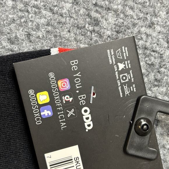 AMC THEATRES Thrills And Chills ODD SOX SIZE 8-12 A List Horror - Picture 4 of 5